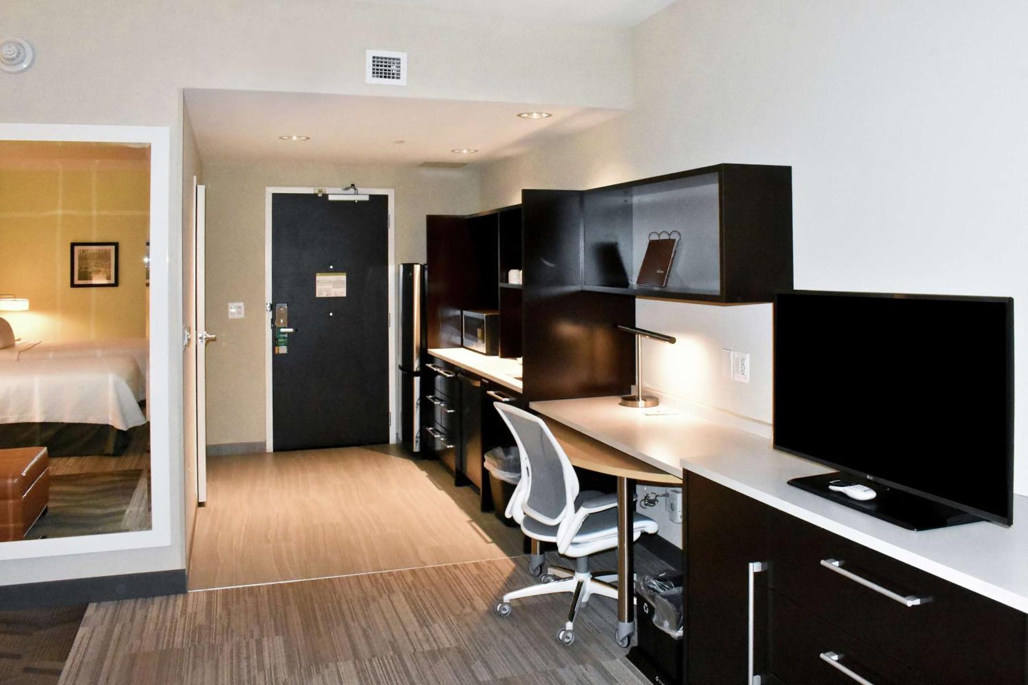 Home2 Suites By Hilton Charles Town Exterior photo